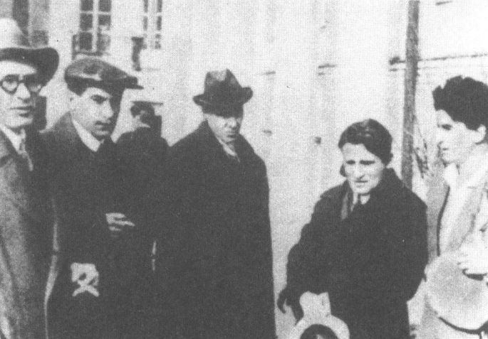 М.А. Булгаков с группой писателей. 1930 г.