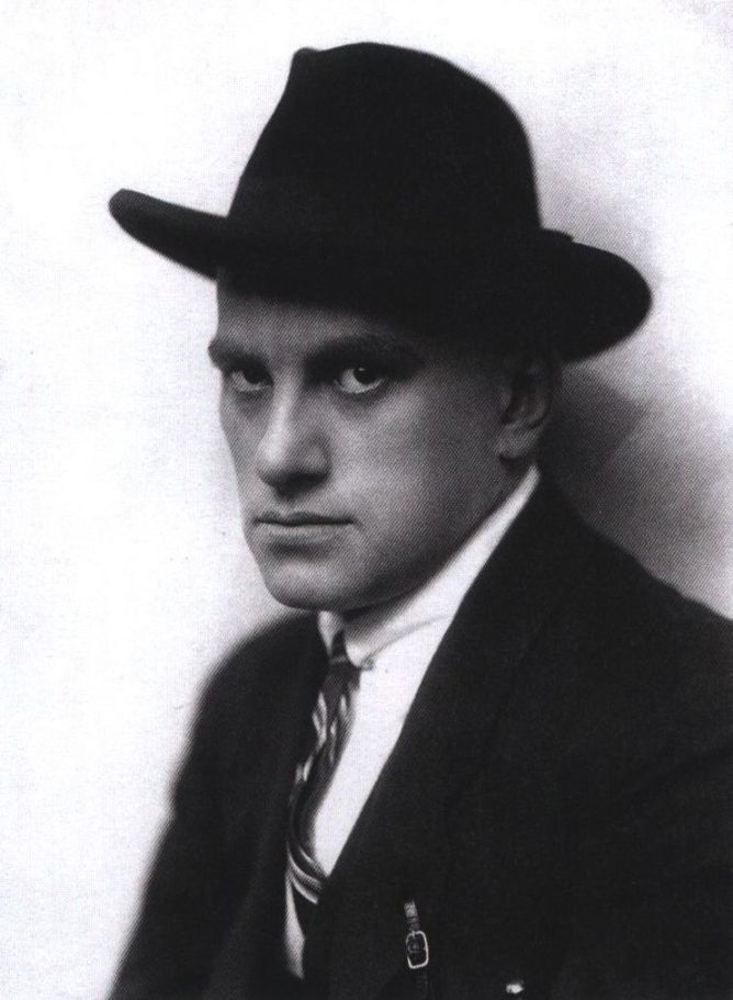 Владимир Маяковский, 1920-е гг.