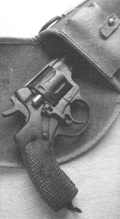 Когда было совсем невмоготу, заветной мечтой Булгакова становился револьвер