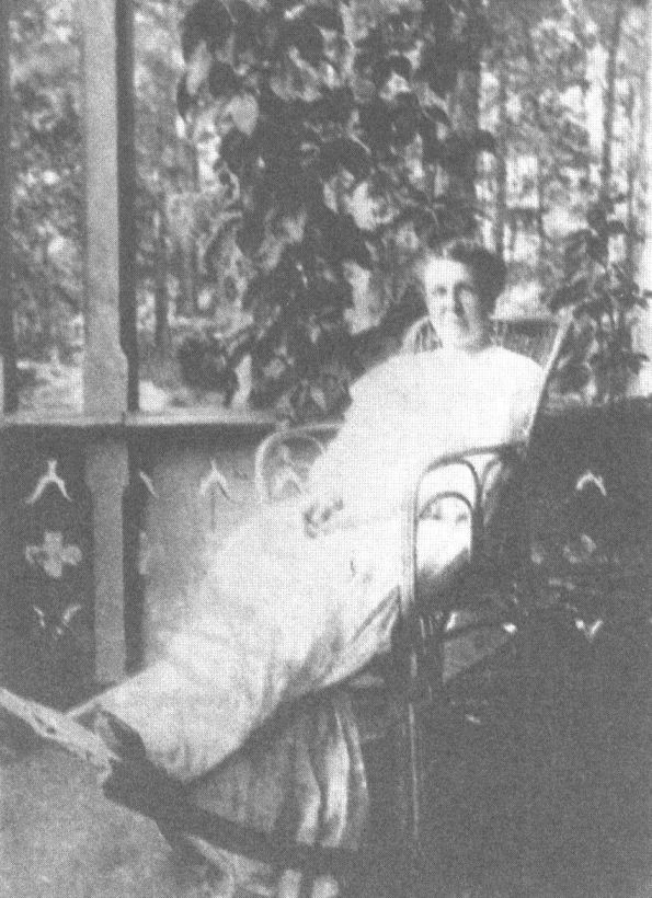 В.М. Булгакова на даче в Буче. 1916 г.