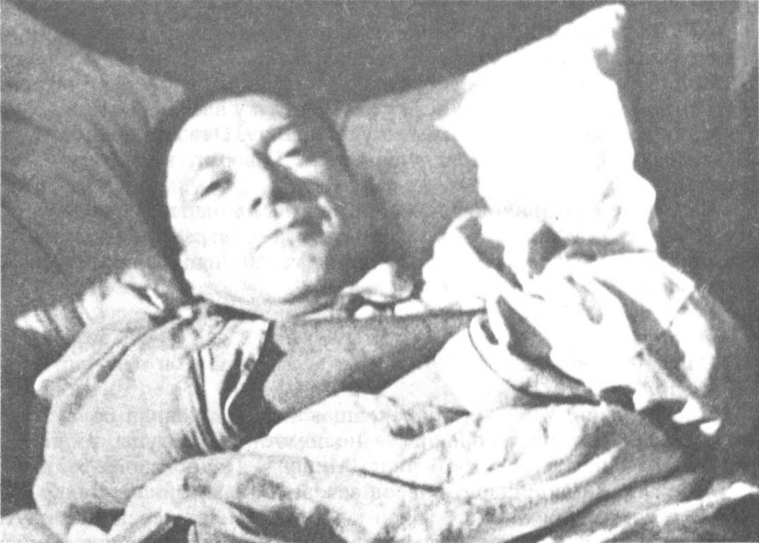 М.А. Булгаков. 1940 г. Фото К. Венца