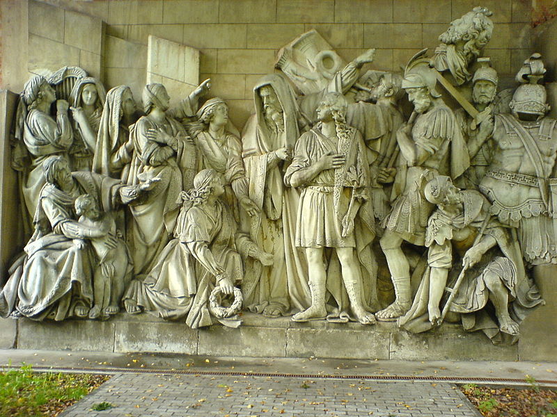 Часть оригинальной отделки первоначального храма Христа Спасителя, сохраненная в Донском монастыре, 2006 г.