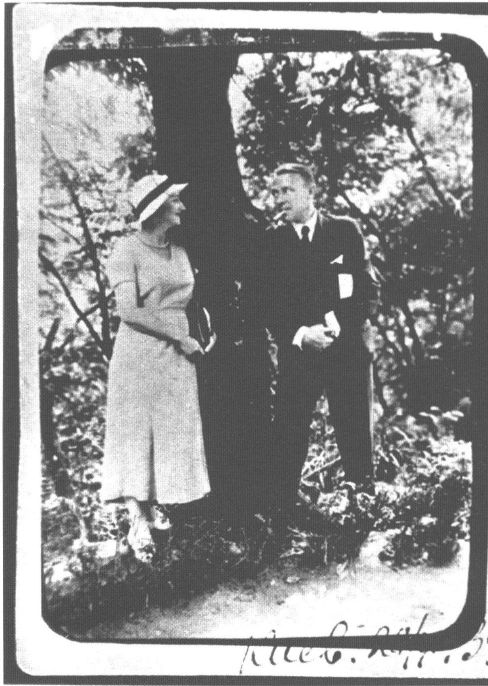 Елена Сергеевна и Михаил Афанасьевич. Киев, 1934 г.