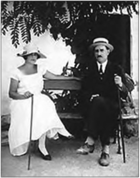 А.С. Трин с женой. Середина 1920-х годов