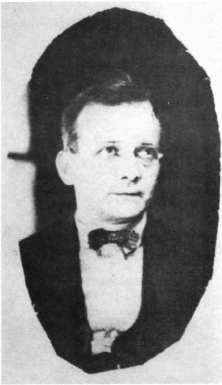А.М. Земский, преподаватель рабфака МИИТа, 1926 г., муж Н.А. Булгаковой