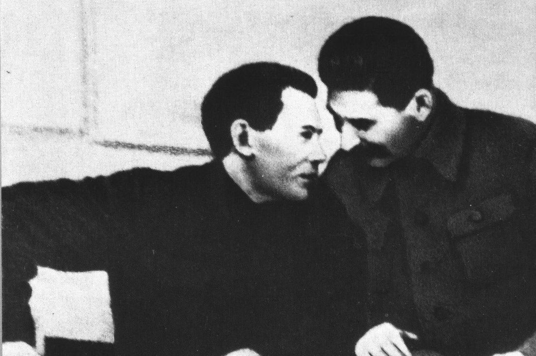 И.В. Сталин и Н.И. Ежов