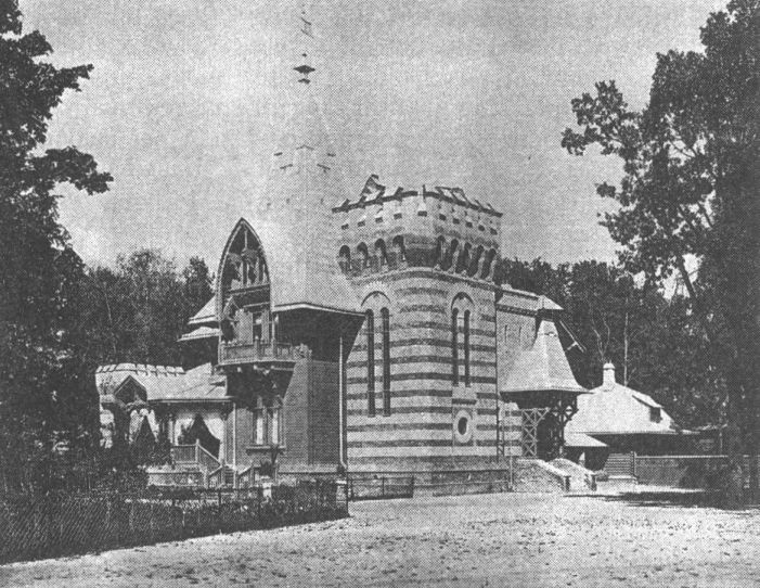 Дача И.В. Морозова в Петровском парке (1895, не сохранилась). Фото из журнала «Зодчий», 1901 г.