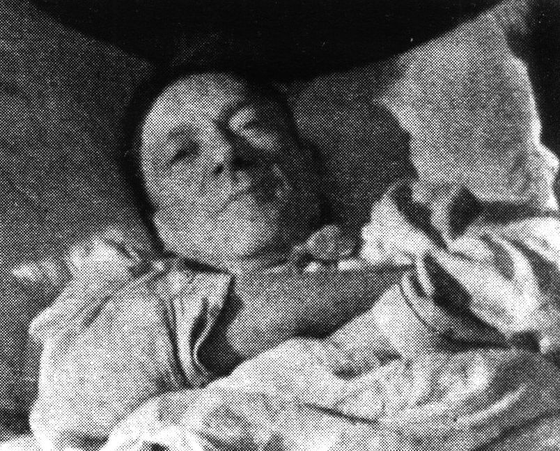 М. Булгаков в постели, январь 1940