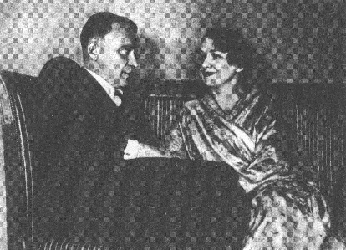 М.А. Булгаков и Е.С. Булгакова. Апрель 1935 г. Фото Н.А. Ушаковой