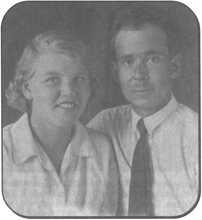 Бархатов Андрей Андреевич с женой Елизаветой. Июль 1938 г. (Архив И.Г. Колыбановой)