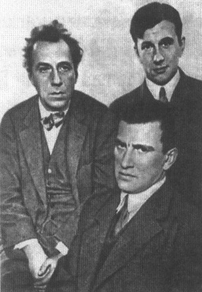 В.Э. Мейерхольд, Н.Р. Эрдман, В.В. Маяковский. Фото А.А. Темерина. 1929