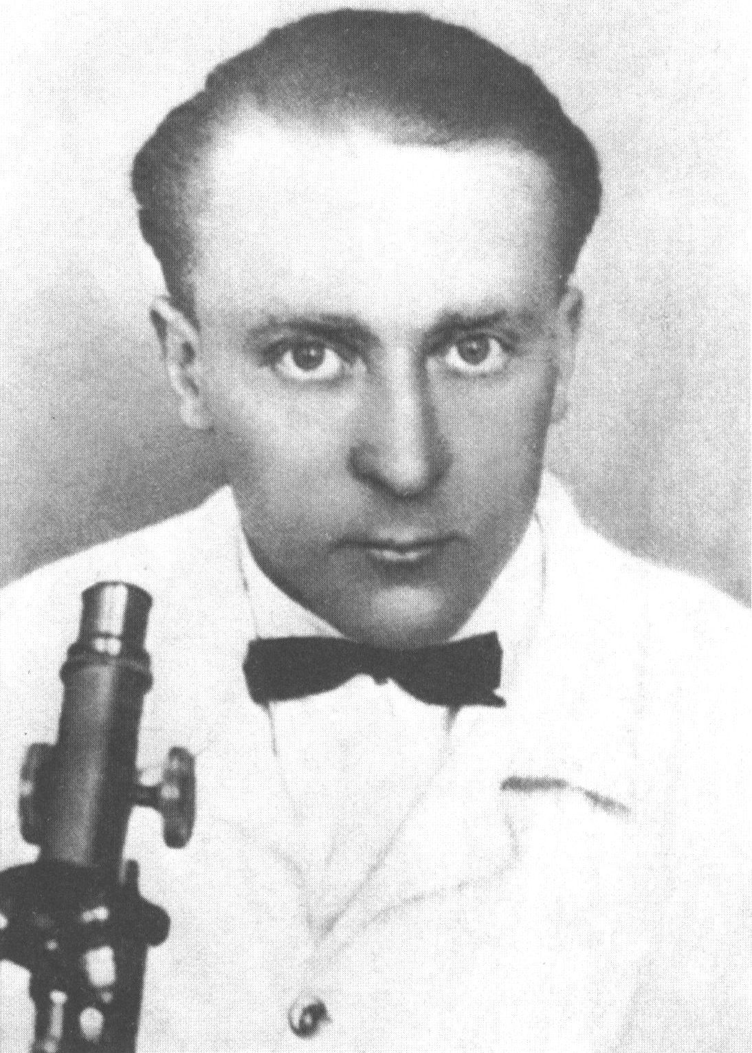 Николай Афанасьевич Булгаков (1898—1966), видный ученый бактериолог. Скончался в Париже» title=