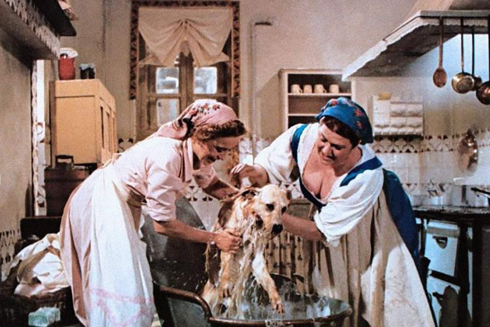 Джина Ровере в роли Дарьи в фильме «Собачье сердце» (Германия, Италия, 1976)