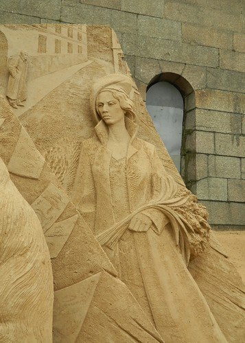Скульптуры из песка «Мастер и Маргарита»