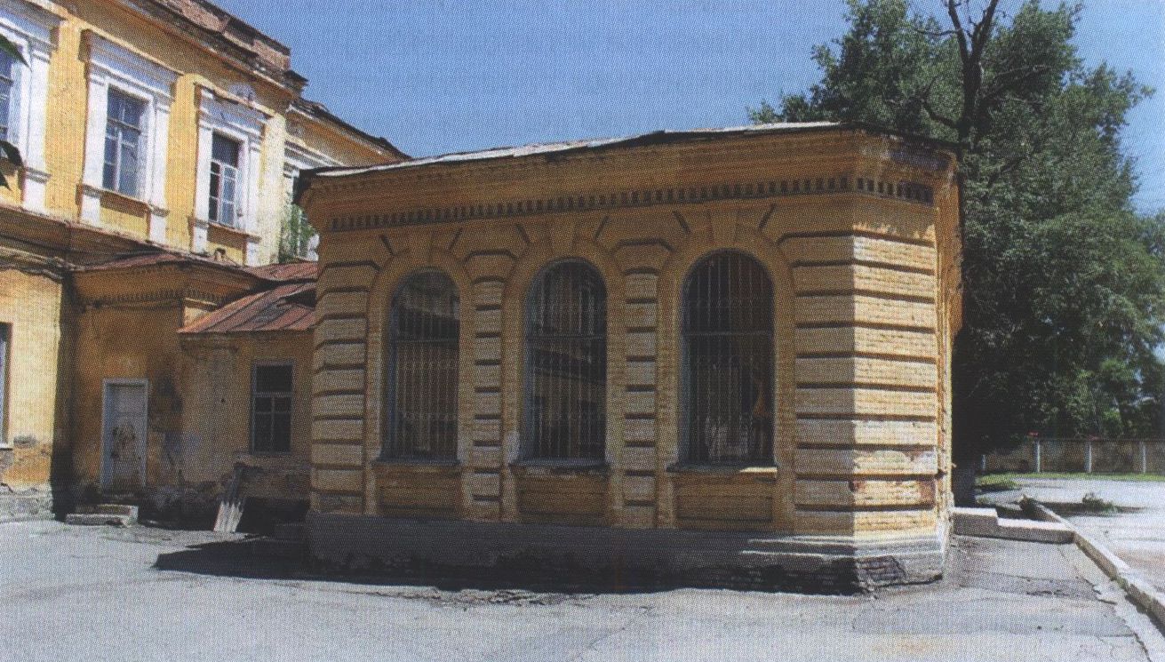 Здание бывшего госпиталя во Владикавказе